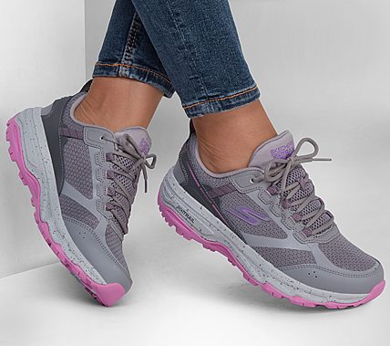 Skechers GO RUN® Trail Altitude - Ridgeback-Mujer