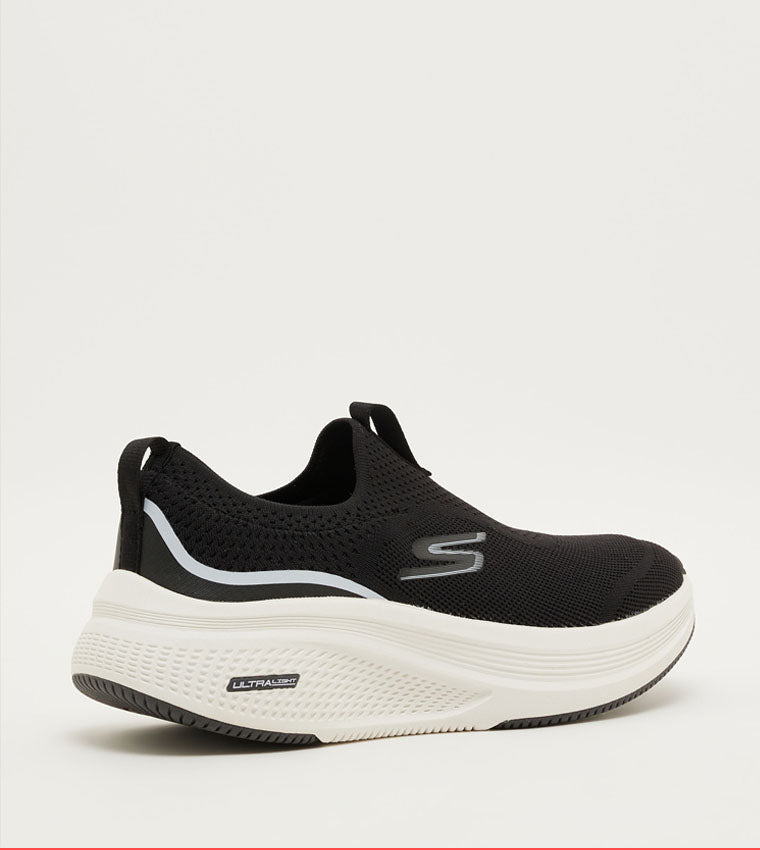 Skechers GO RUN ELEVATE 2.0. Mujer