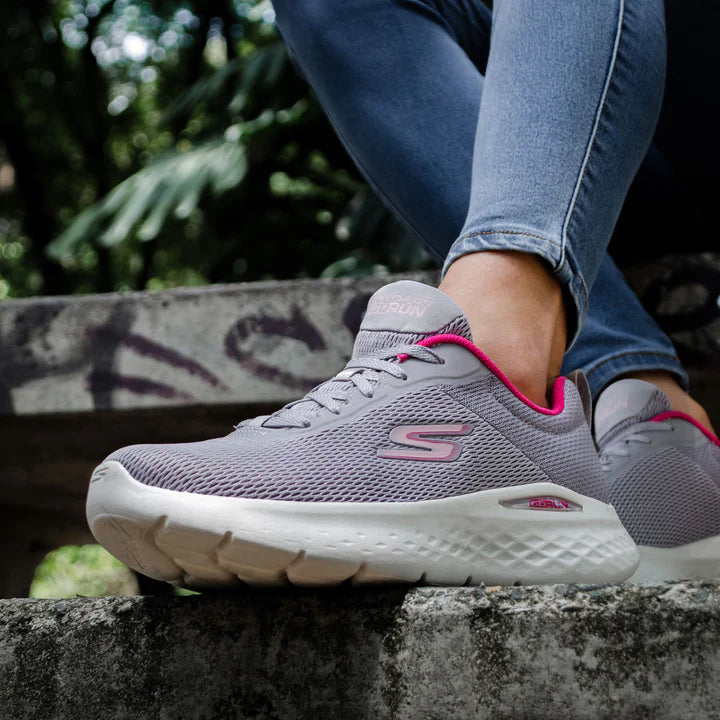 Skechers GO RUN® Lite - Quick Stride. Mujer
