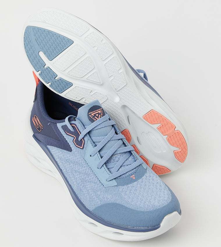 Skechers Glide-Step Swift Sneaker. Mujer