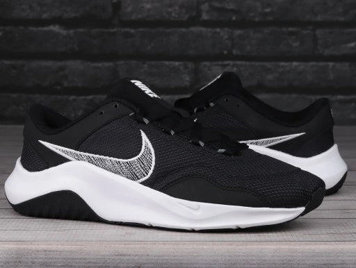 Nike Legend Essential-Hombre