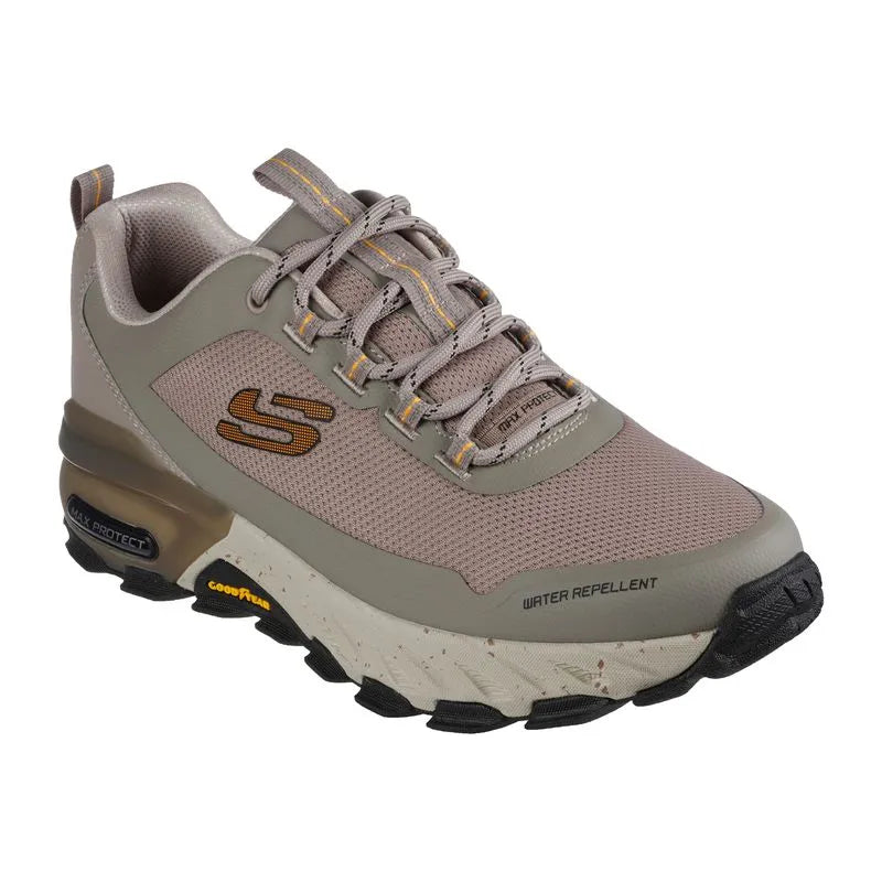 Skechers Max Protect. Hombre