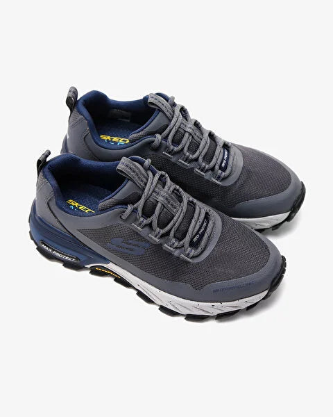 Skechers Max Protect - Liberated. Hombre