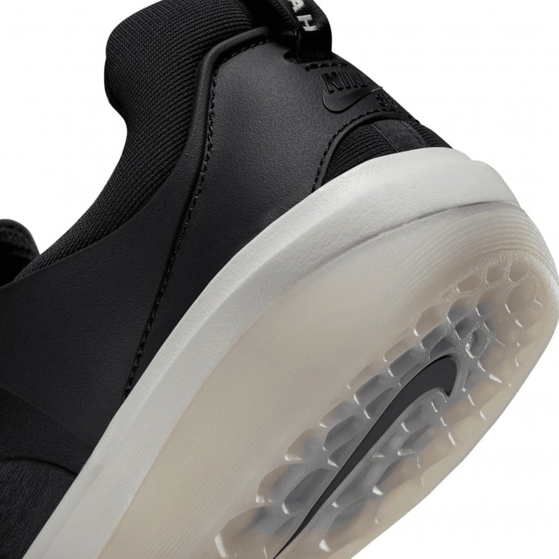 Nike SB Nyjah 3- Hombre