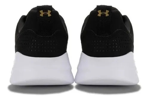 Under Armour Essential Hombre