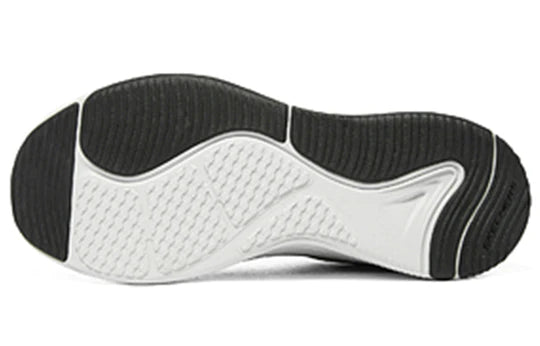 Skechers D'Lux Fitness Hombre
