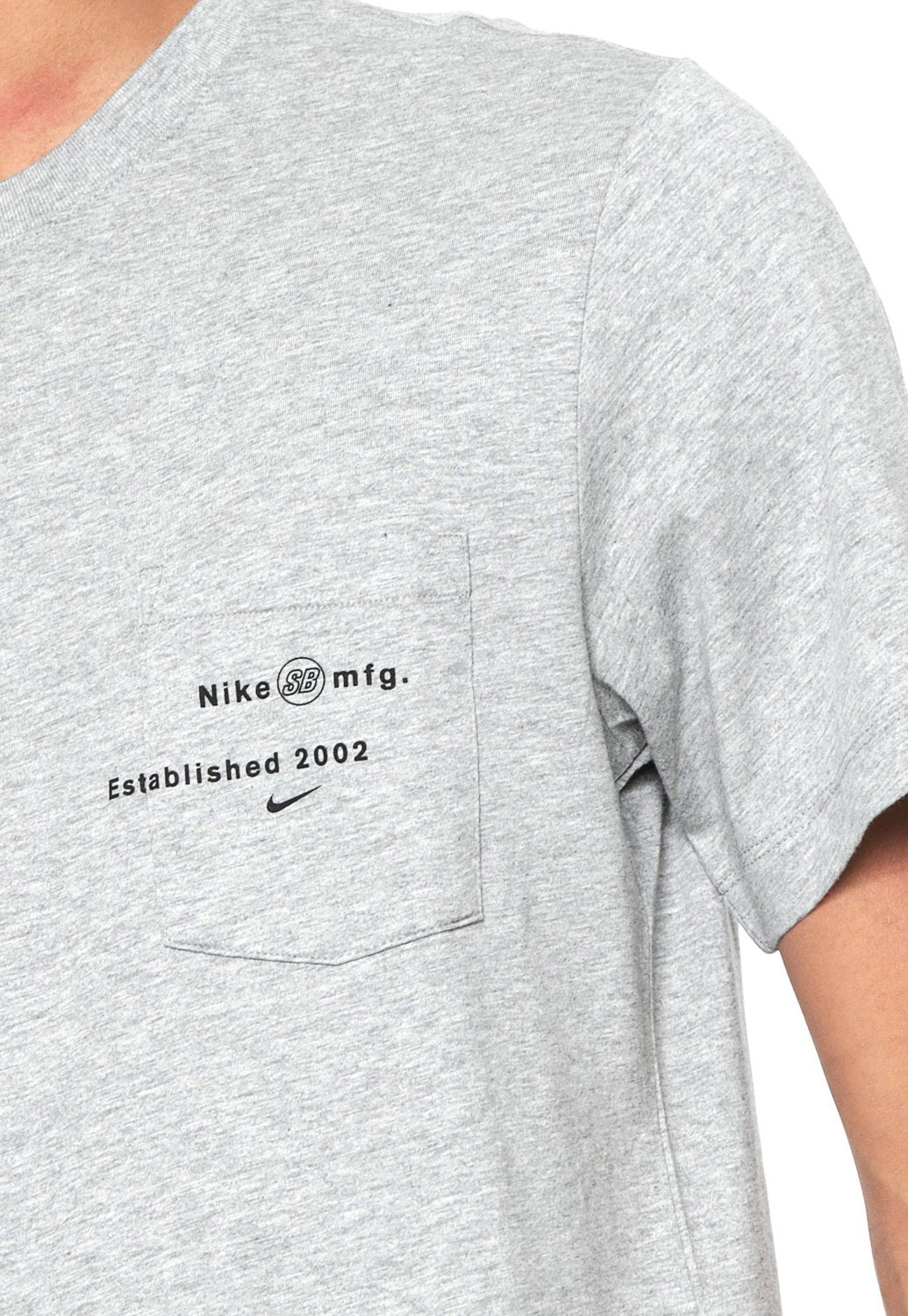 Camiseta Nike Sb Tee Logo Pocket. Hombre