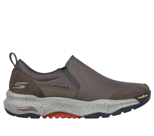 Skechers Go Walk® Arch Fit® Outdoor - Castle Rock. Hombre